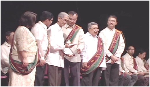 Prof. Amado San Mateo, ME ’56 received a lifetime achievement award in 2009 after decades of service in the university. Lolo Madz, as he is fondly called, is one of the first IE professors who taught to the first batch of IE students.